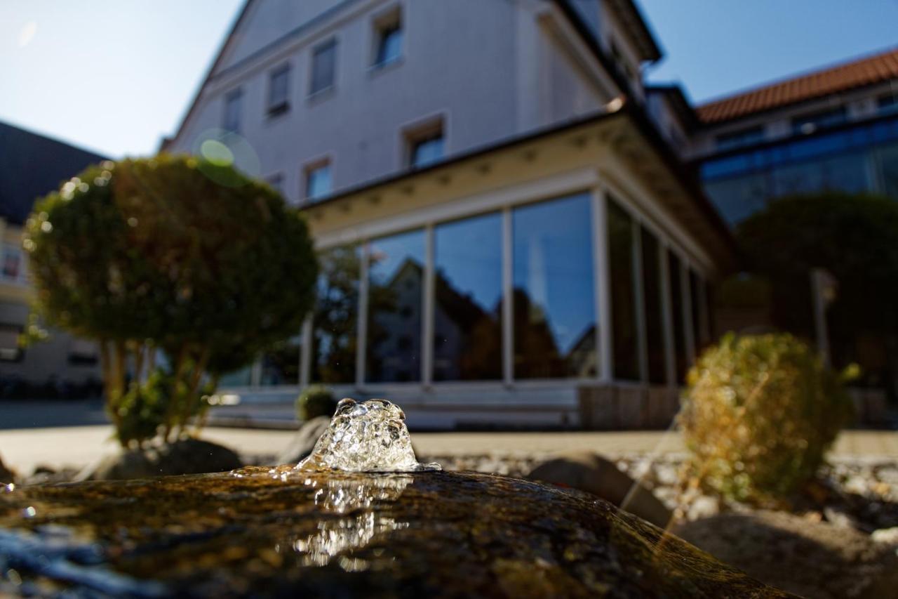 Gruener Baum Garni Hotel Krumbach Exterior photo